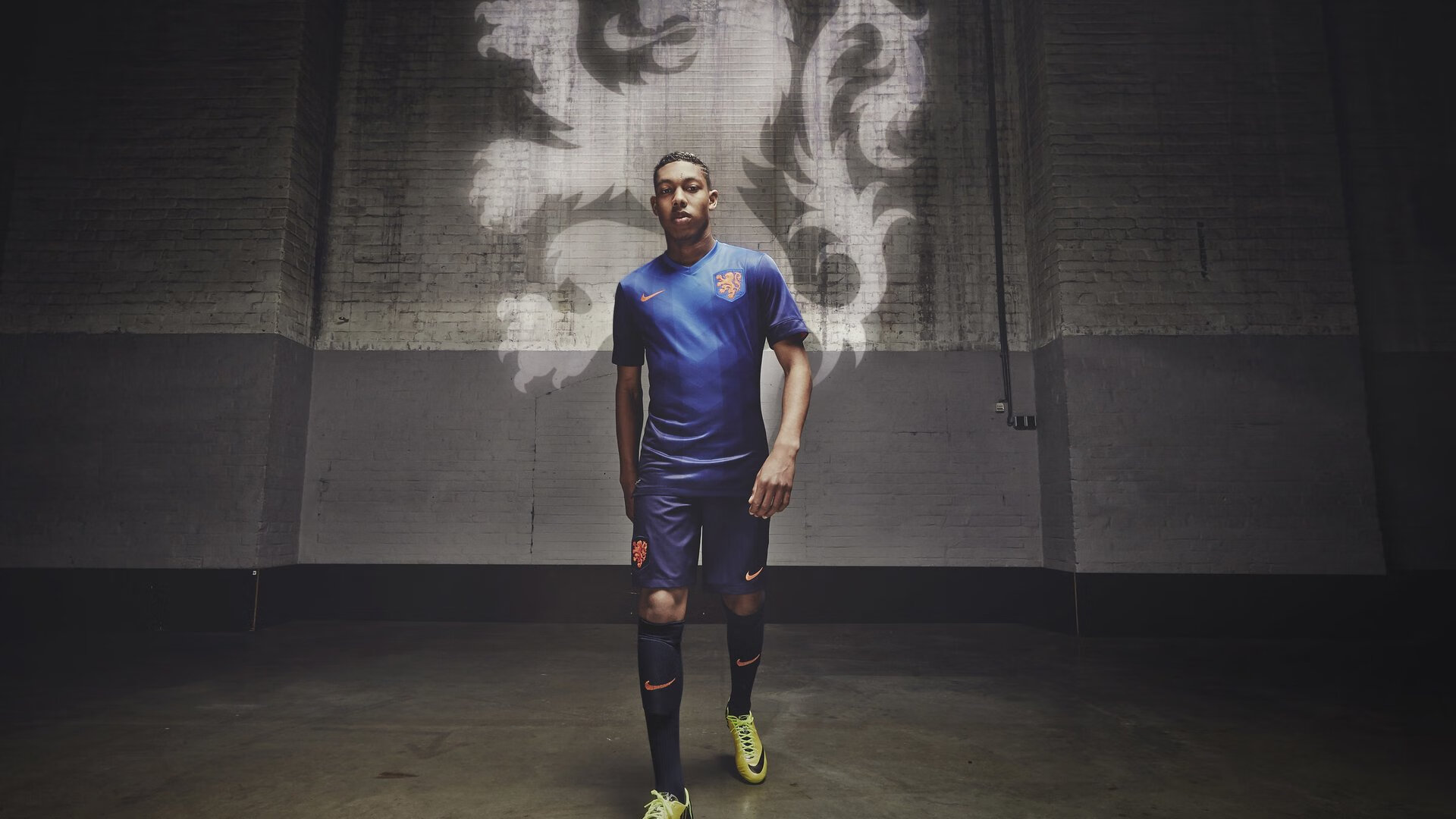 九游电子-智能镜头助力转播，观众视角体验实现升级，智能镜子视频播放